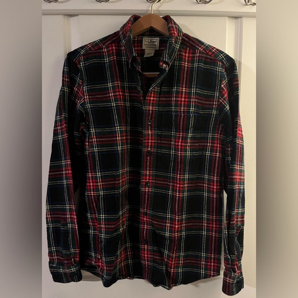 LL Bean / Men's Flannel Shirt, Traditional Fit/Color: Black Stewart/Size: Small